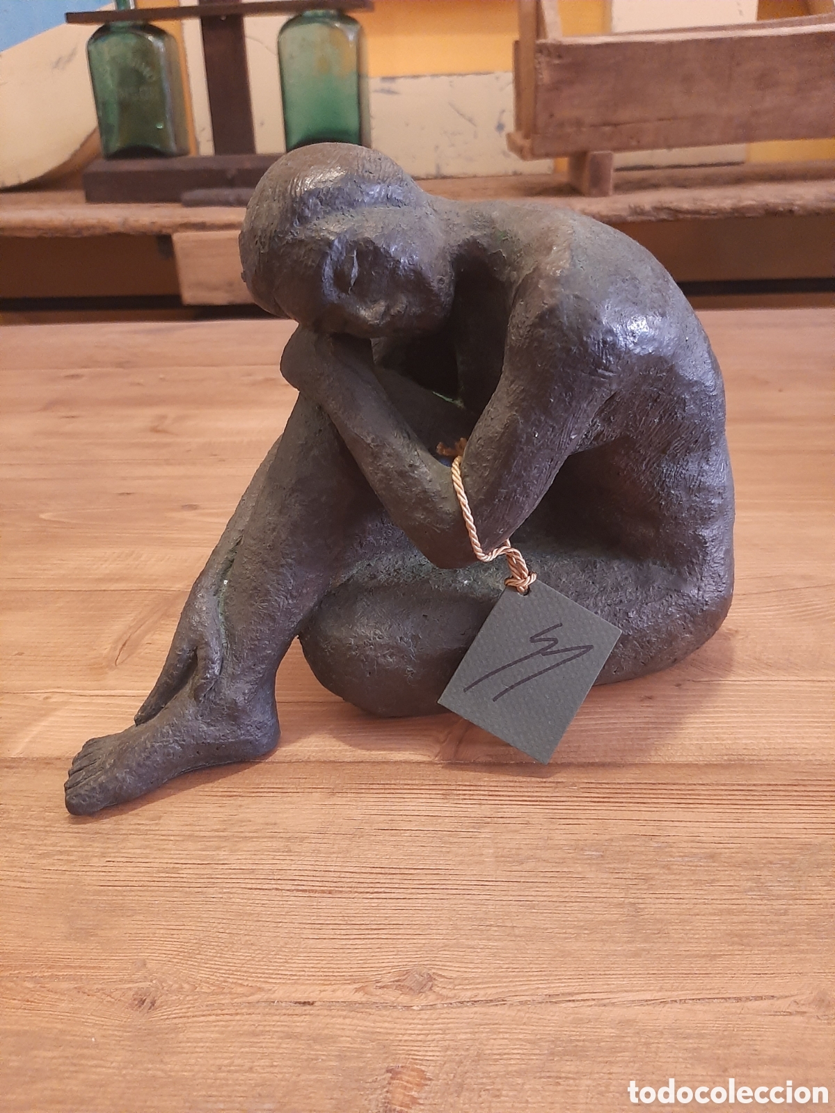 Arte: Escultura mujer sentada Genny Muri&aacute; - Foto 5