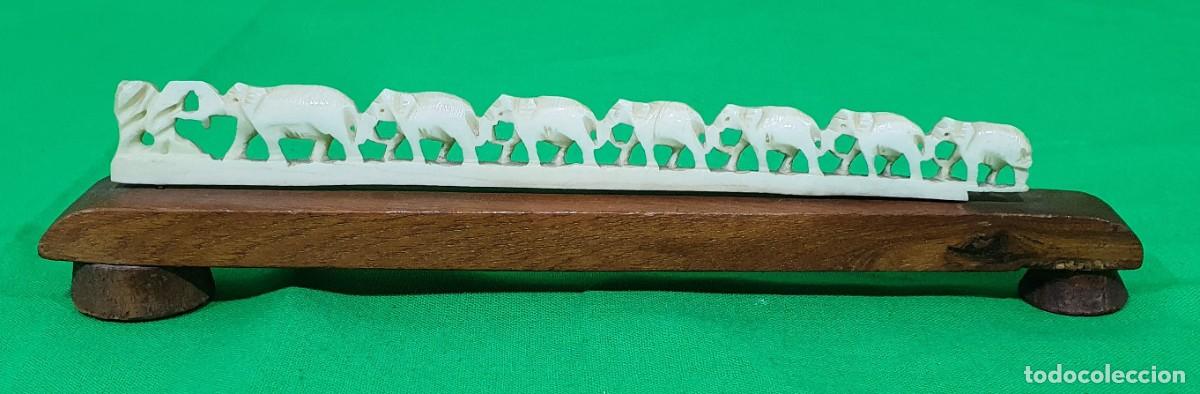 Arte: Escultura cadena de elefantes - Foto 1