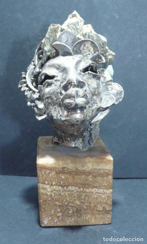 Arte: PEQUE&Ntilde;A ESCULTURA DE UNA CARA - Foto 1