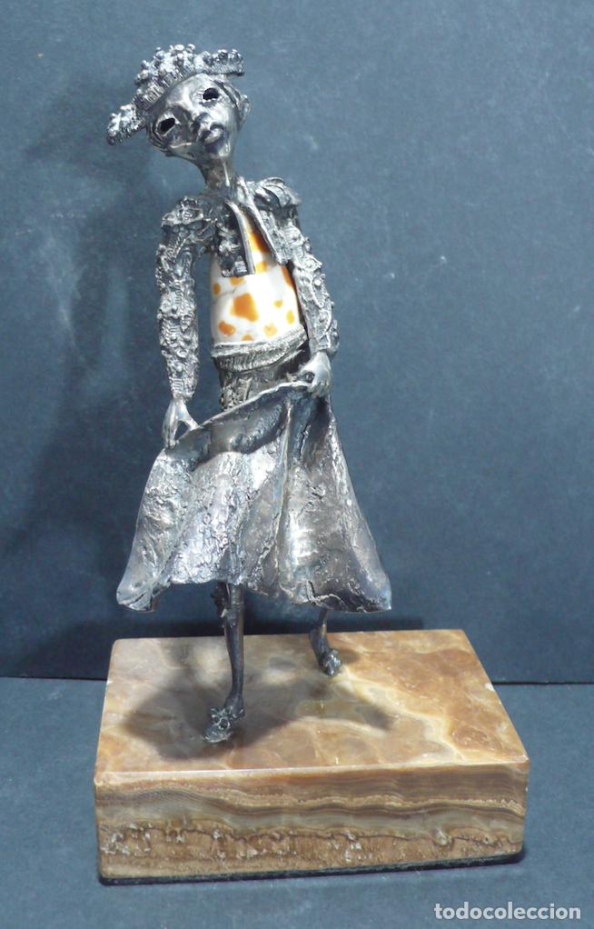 Arte: PEQUE&Ntilde;A ESCULTURA DE TORERO - Foto 1