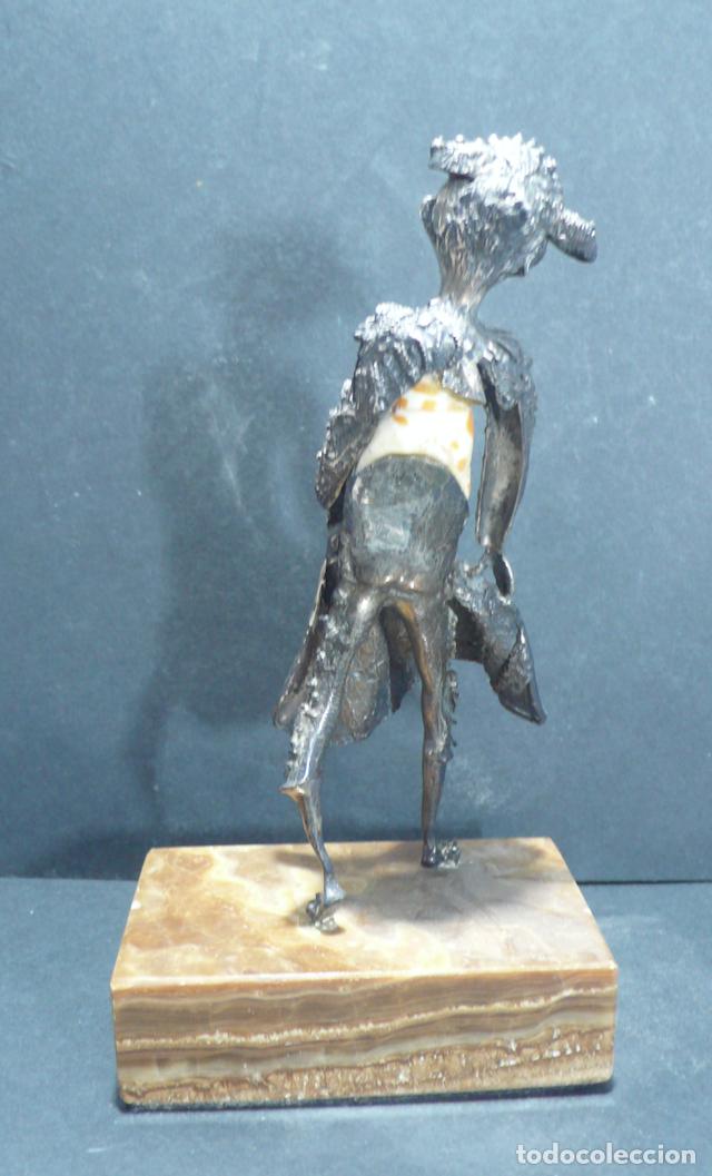 Arte: PEQUE&Ntilde;A ESCULTURA DE TORERO - Foto 3