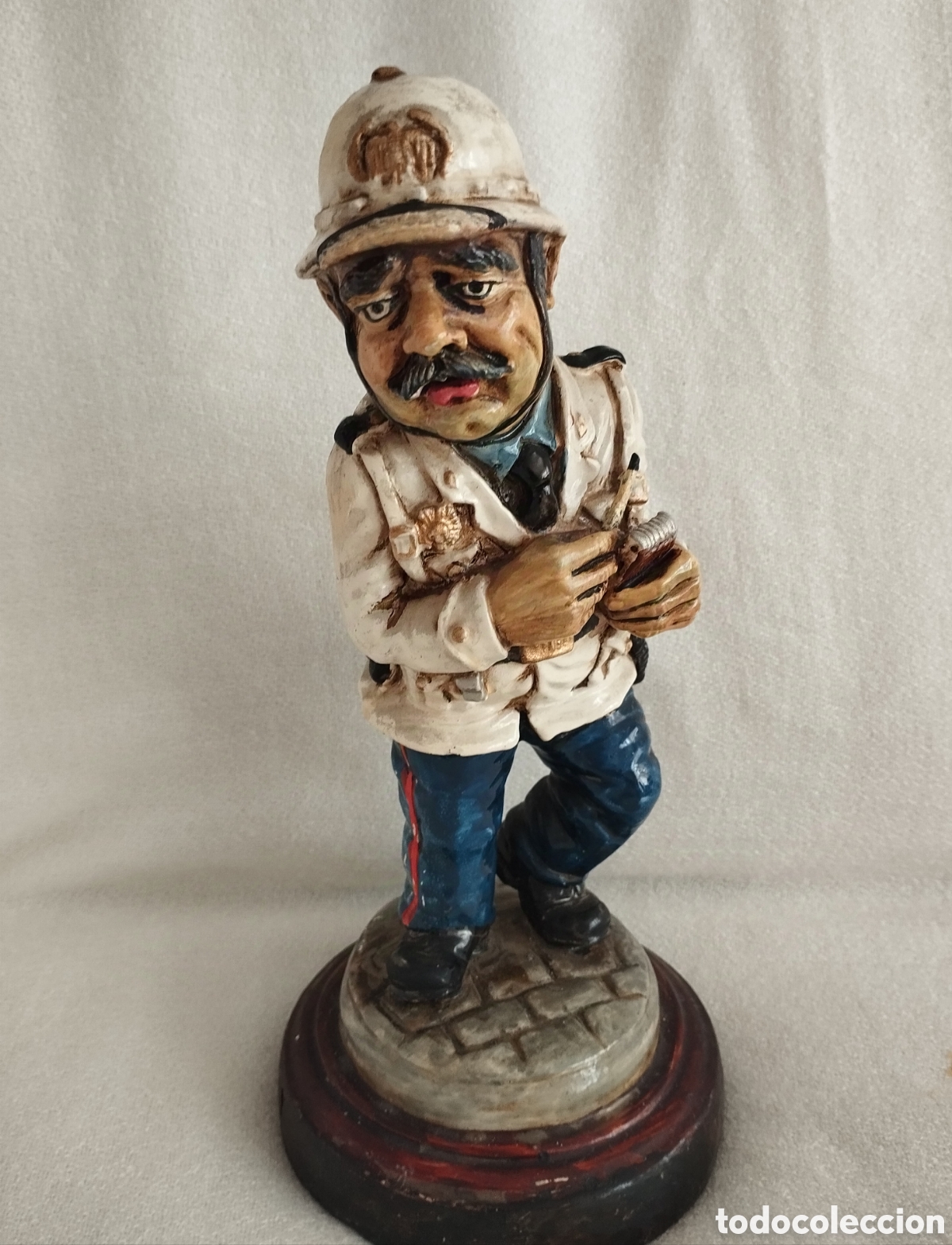Arte: Figura Lucavalli Guardia. - Foto 1