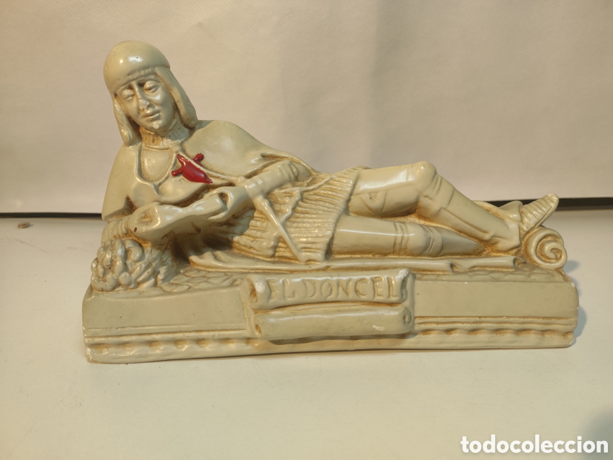Arte: Escultura de yeso el Doncel - Foto 1