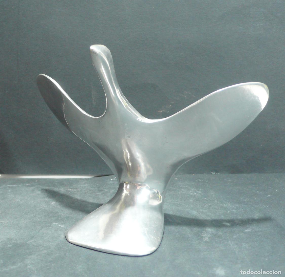 Arte: PEQUE&Ntilde;A ESCULTURA EN ALUMINIO - Foto 1
