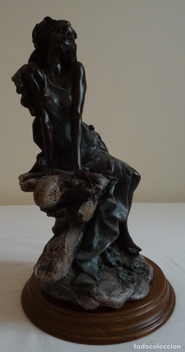 Arte: Escultura de mujer con posado - Foto 7