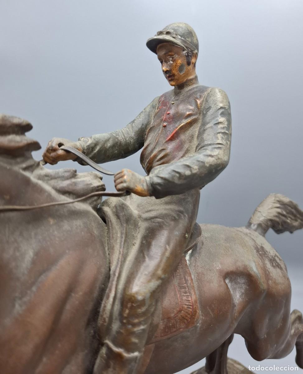 Arte: + ESCULTURA REPRESENTANDO A UN JINETE A CABALLO - Foto 4
