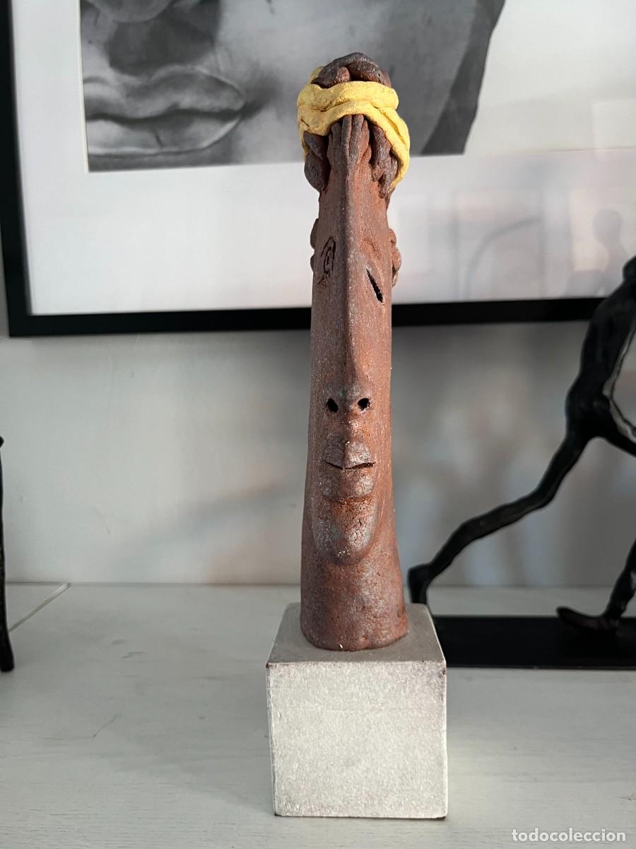 Arte: Escultura en gres de Victor Ceprian Cortes de 1997 &rdquo;MIRADA&rdquo; - Foto 3