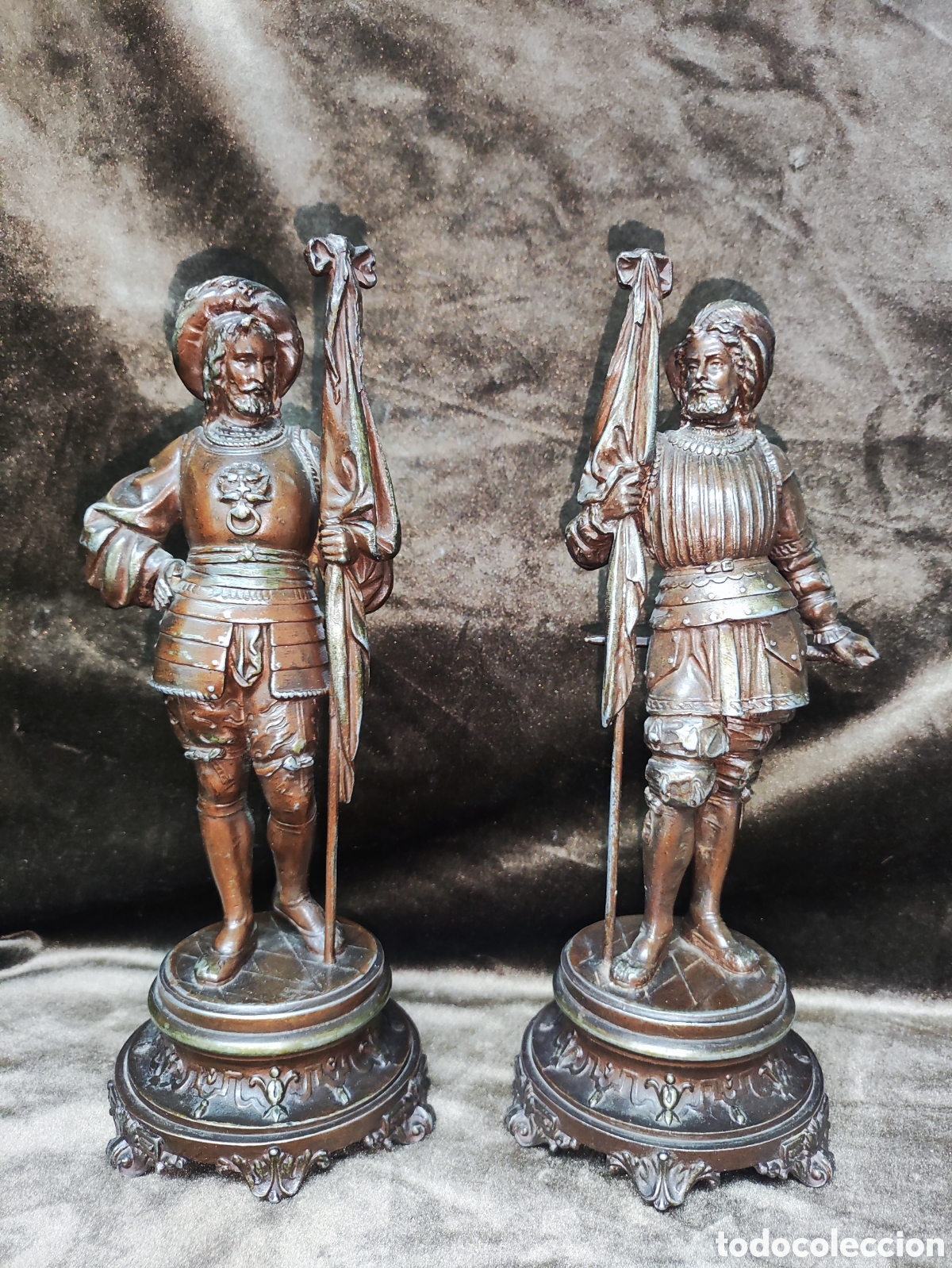 Arte: PAREJA DE FIGURAS HIST&Oacute;RICAS SIGLO XIX - Foto 1
