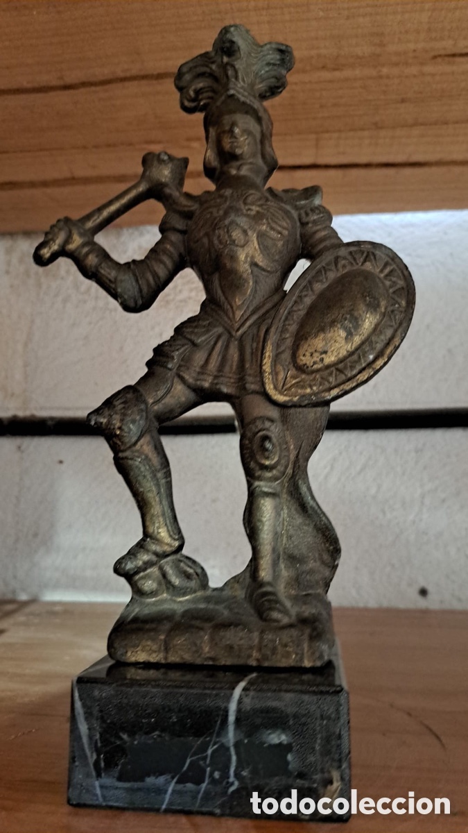Arte: Bonita figura medieval 30cms - Foto 1