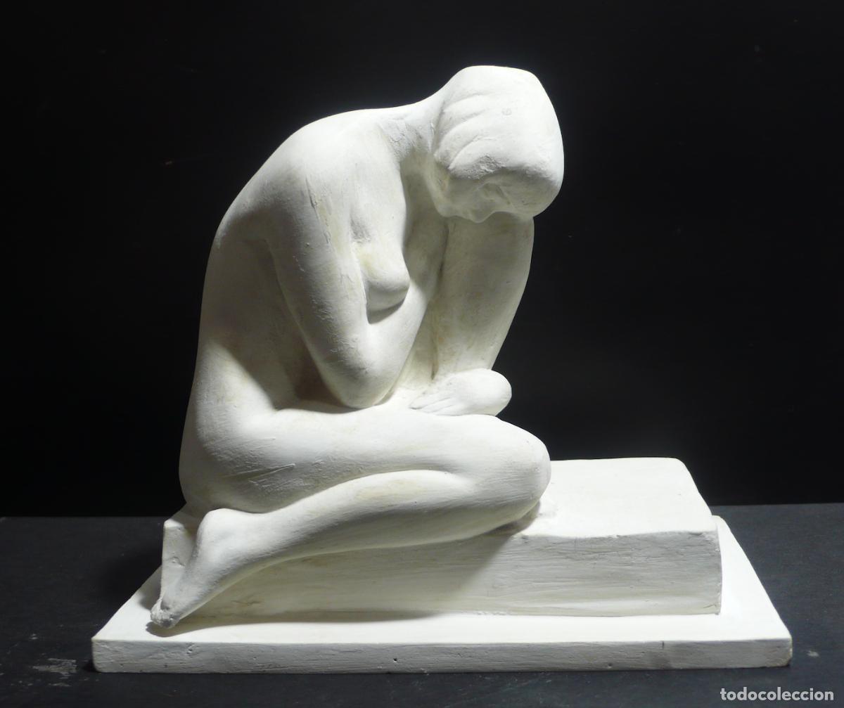 Arte: ESCULTURA DE MUJER EN YESO - Foto 1