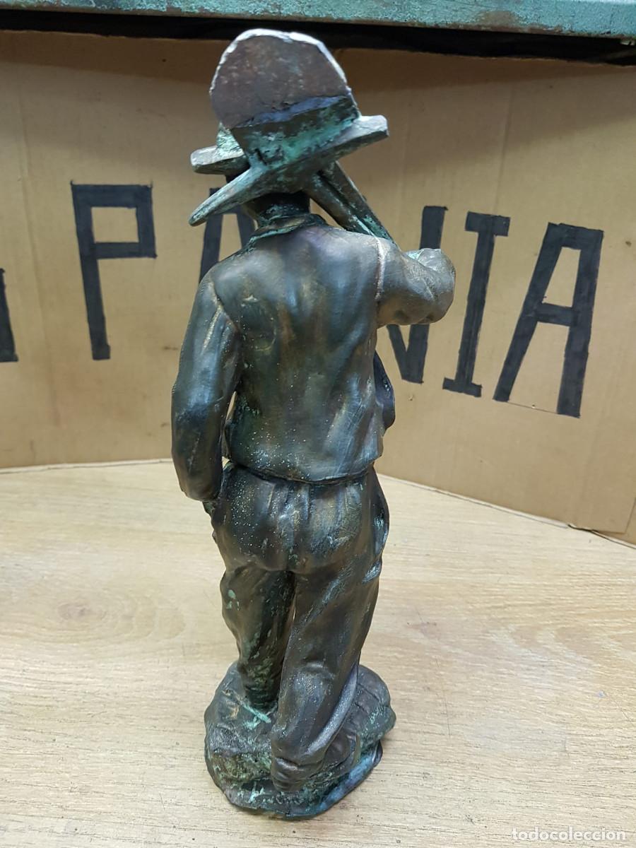 Arte: ANTIGUA ESTATUA DE PICAPEDRERO - Foto 6