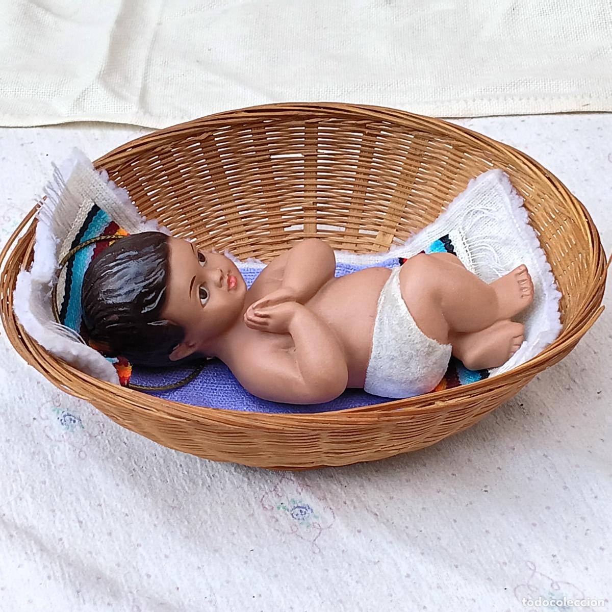Arte: NI&Ntilde;O JESUS EN ESTUCO EN SU CUNA. - Foto 3