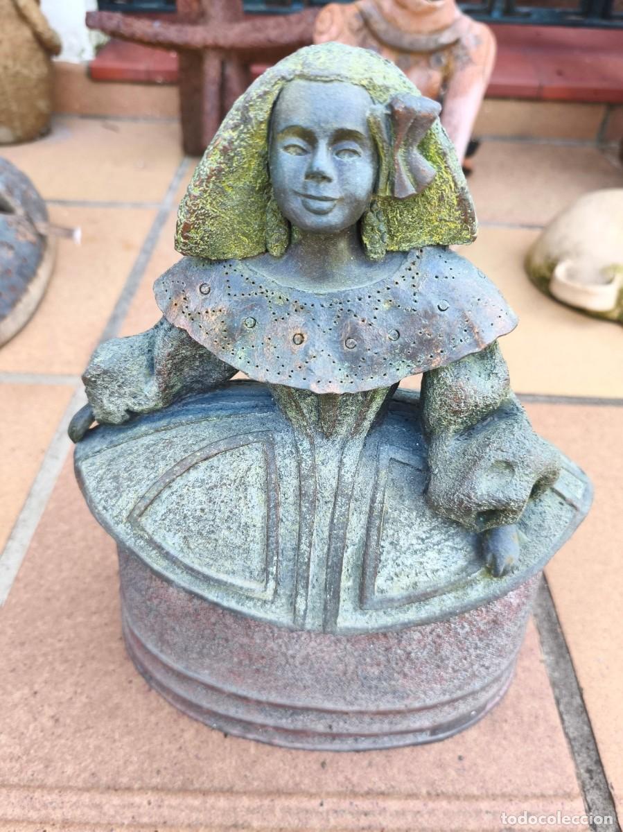 Arte: Escultura Franco &ndash; Figura femenina art&iacute;stica con p&aacute;tina &ndash; Arte contempor&aacute;neo
