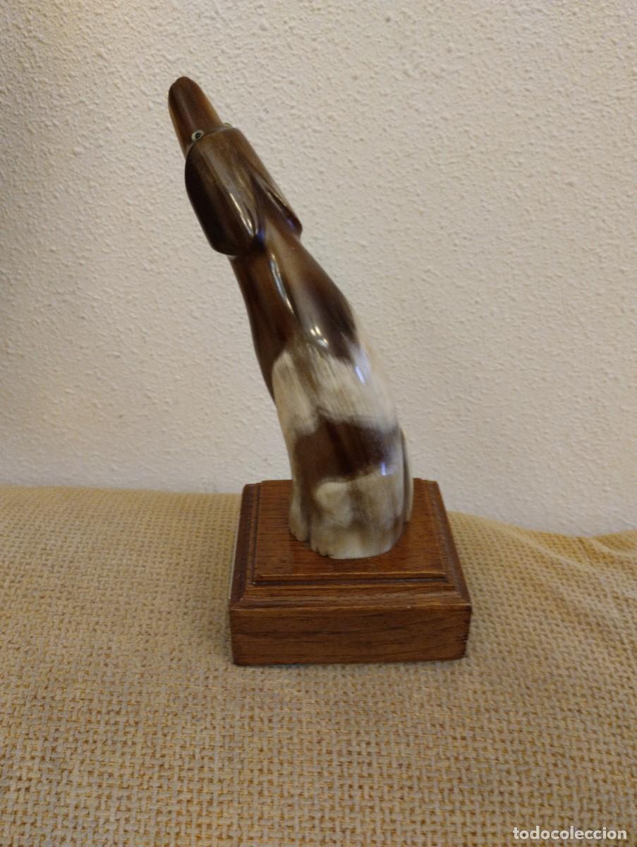 Arte: Figura de perro tallada en asta - Foto 2