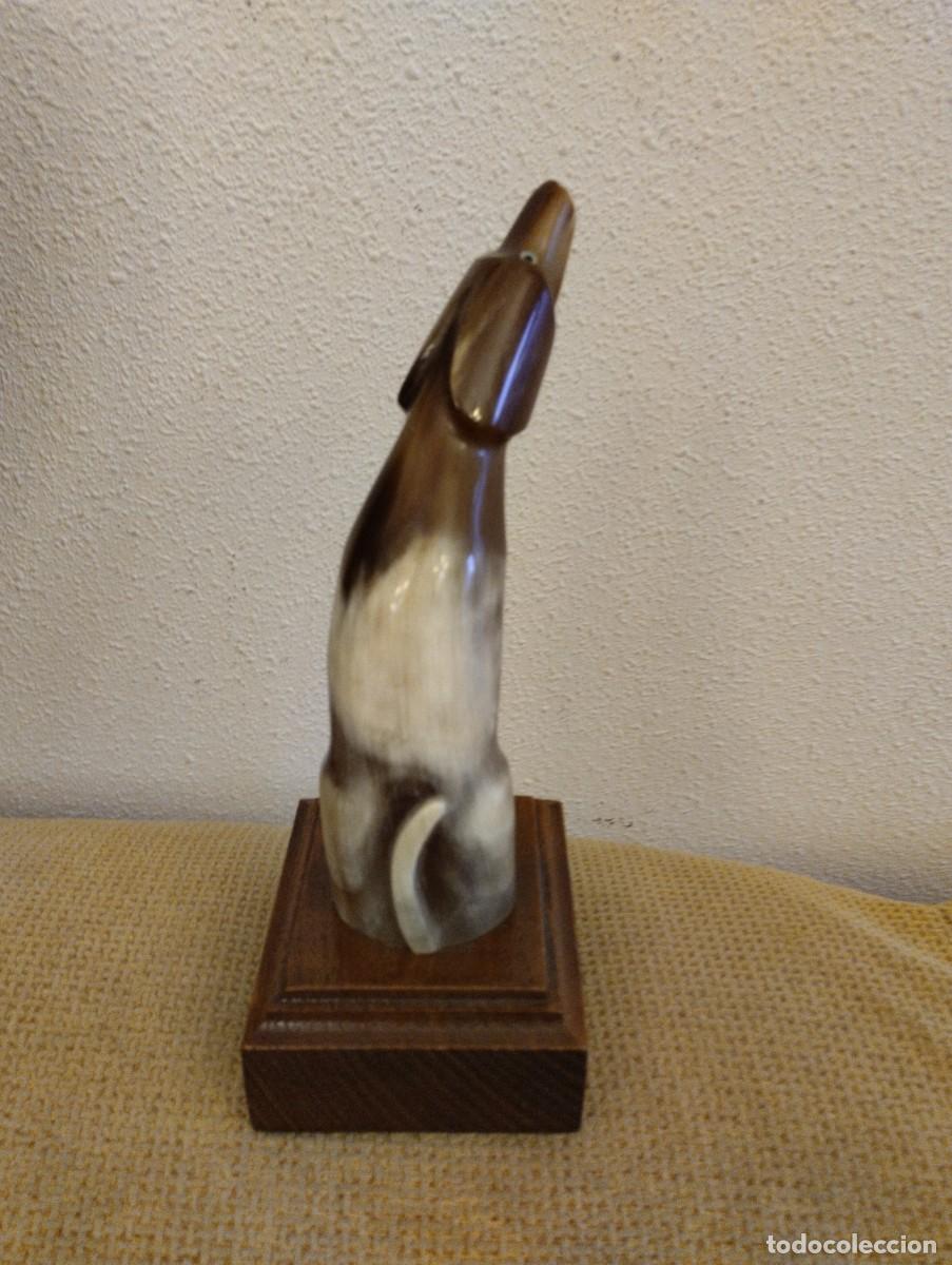 Arte: Figura de perro tallada en asta - Foto 3