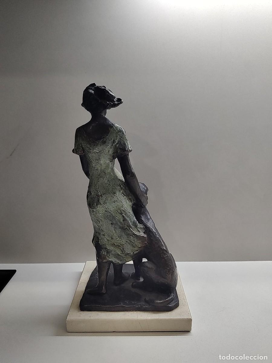 Arte: Mujer con perro de Llu&iacute;s Jord&agrave; - Foto 3