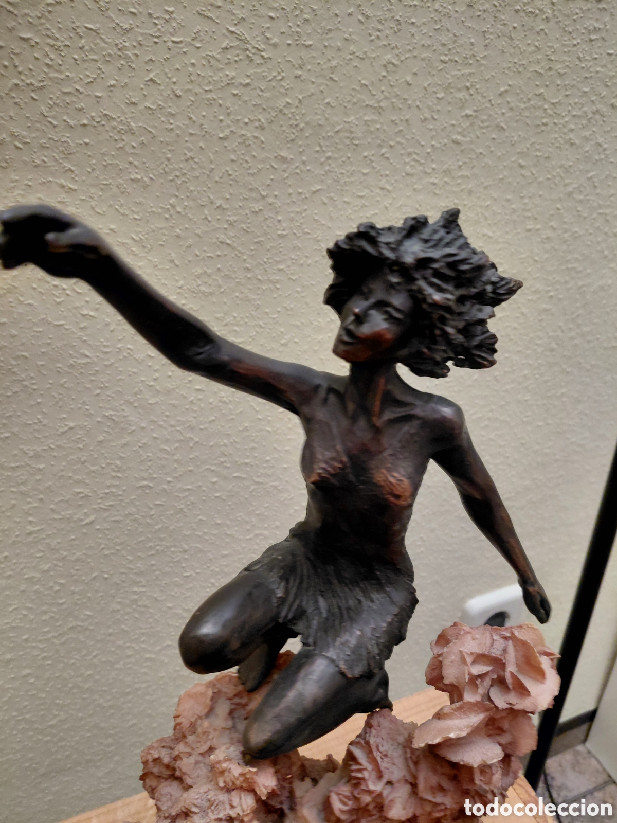 Arte: Escultura de mujer de Carol Camps - Foto 2