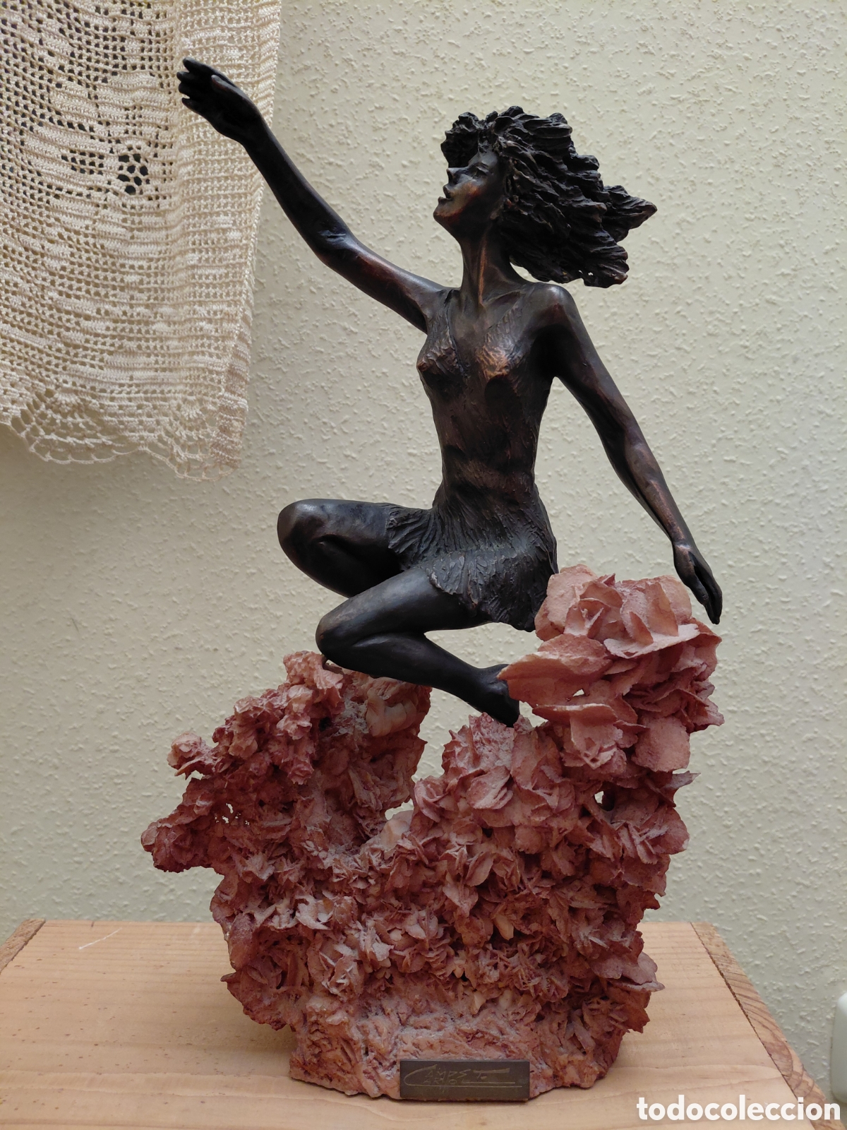 Arte: Escultura de mujer de Carol Camps - Foto 1