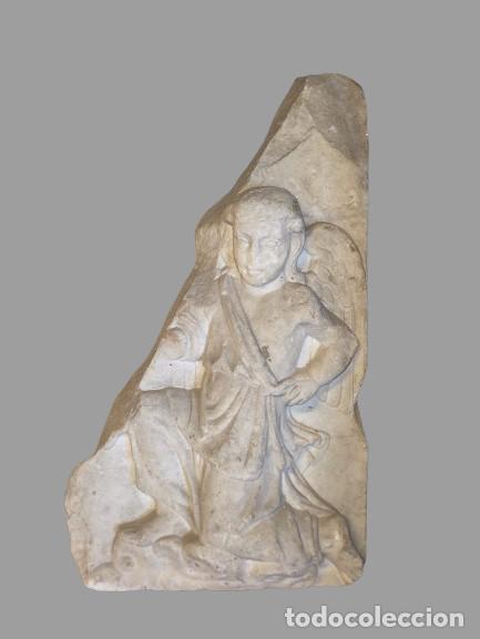 Arte: Escultura en Relieve - &Aacute;ngel - Fragmento en Talla sobre M&aacute;rmol - S.XVI-XVII