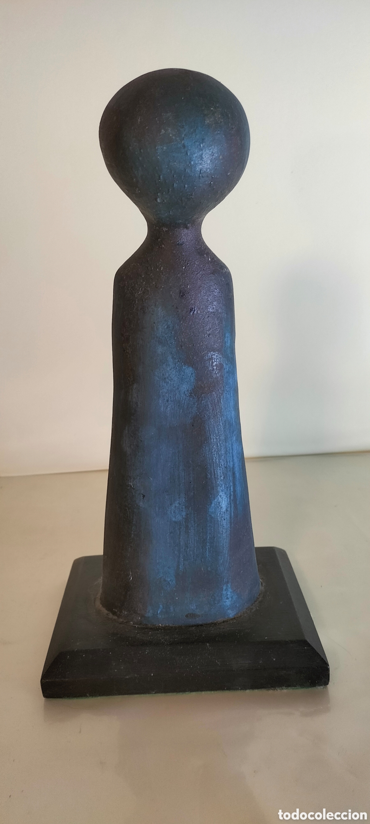 Arte: Estatua de Dama azul . - Foto 4