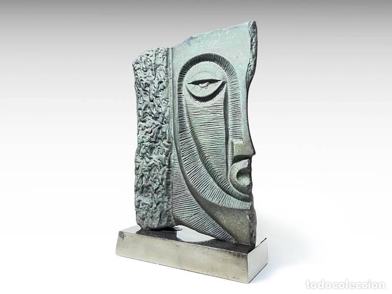 Arte: Escultura de metal - Rosto maia (1503)