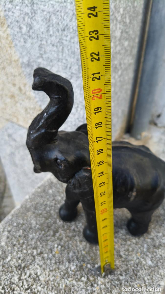 Arte: Sculpture &eacute;l&eacute;phant de papier m&acirc;ch&eacute; 1960