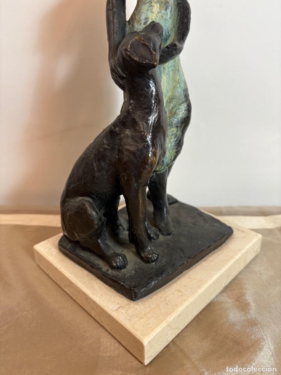 Arte: Figura Mujer con Perro Luis Jord&aacute; - Foto 5