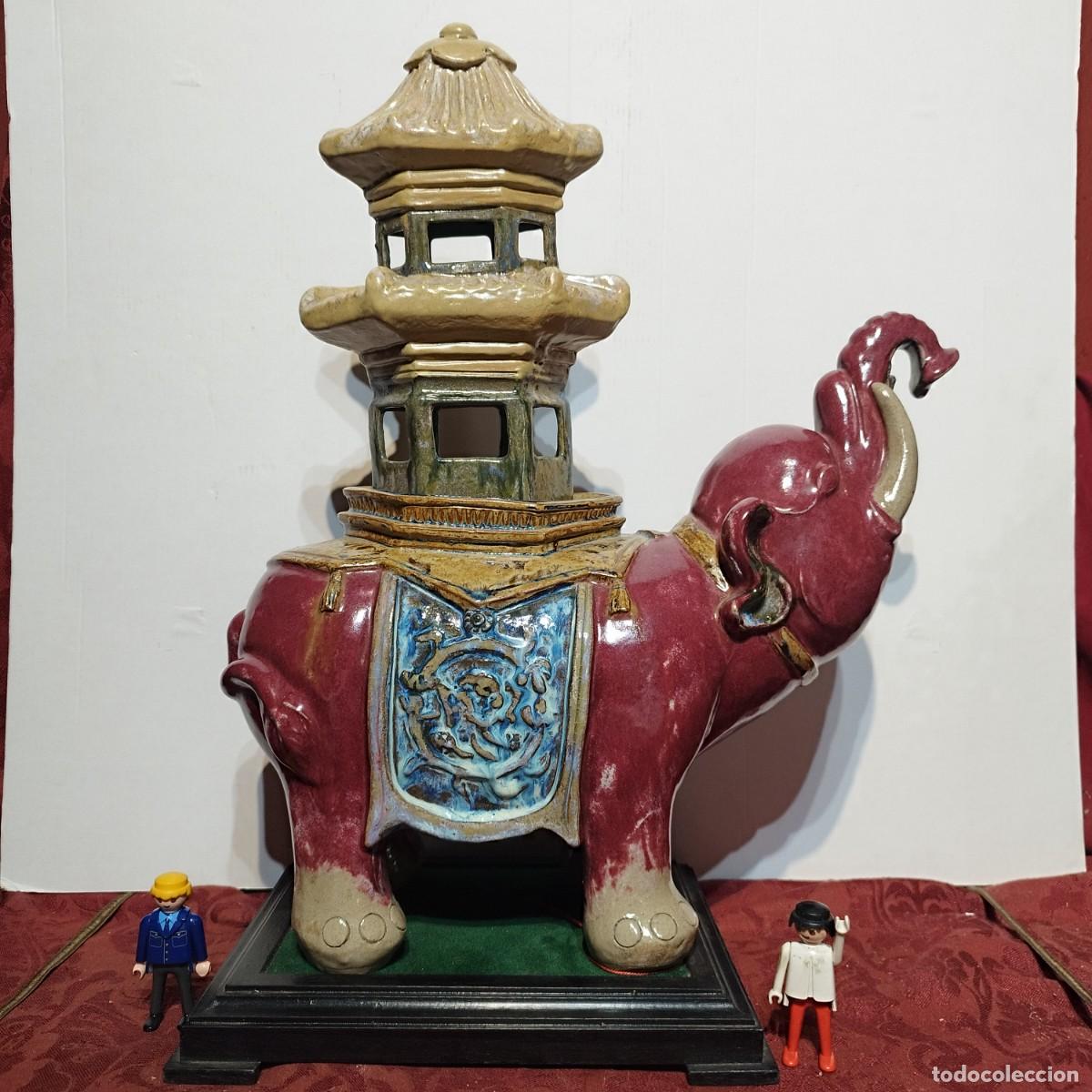 Arte: ESCULTURA GRES / CERAMICA ESMALTADA ELEFANTE ORIENTAL CHINO CON CASA PAGODA FRANCESC ELIAS BRACONS