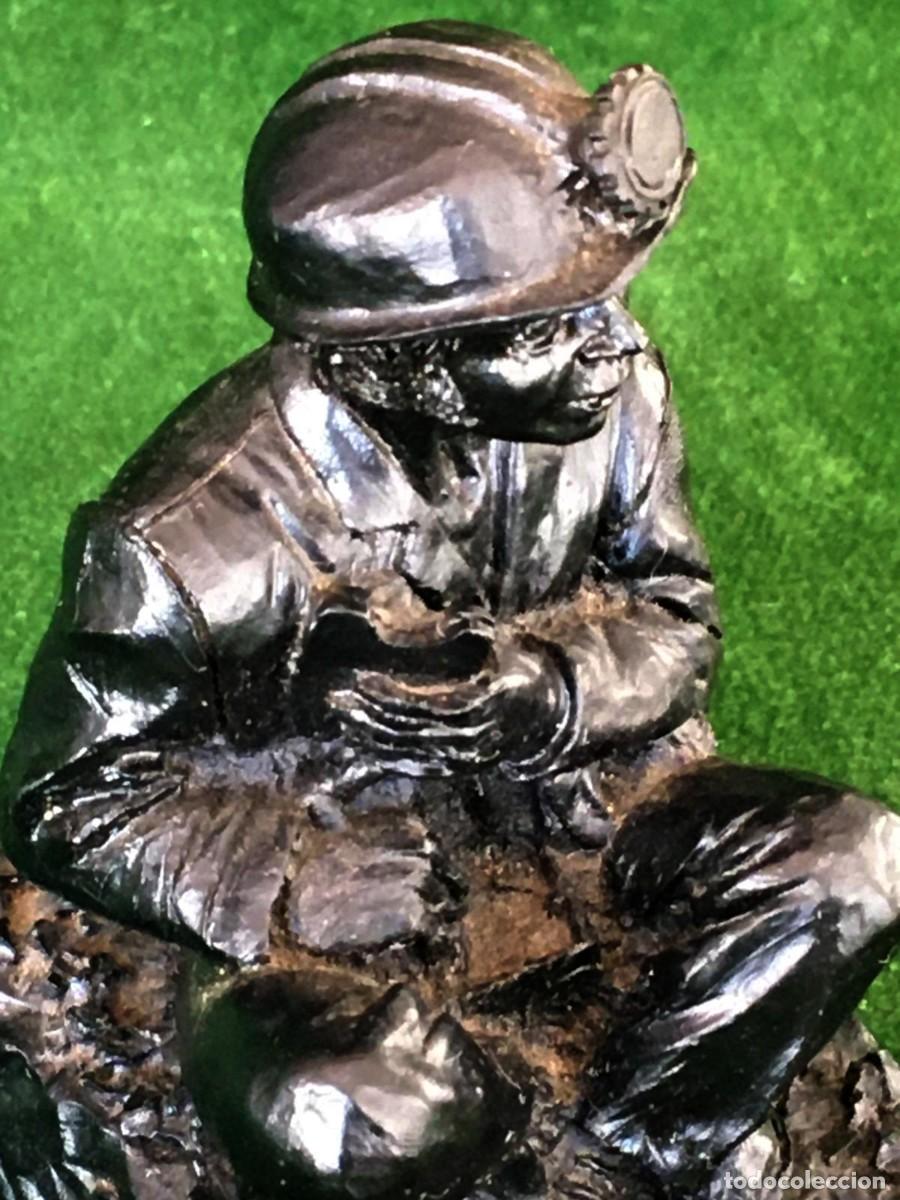 Arte: Figura de minero tallada en carb&oacute;n - Foto 3