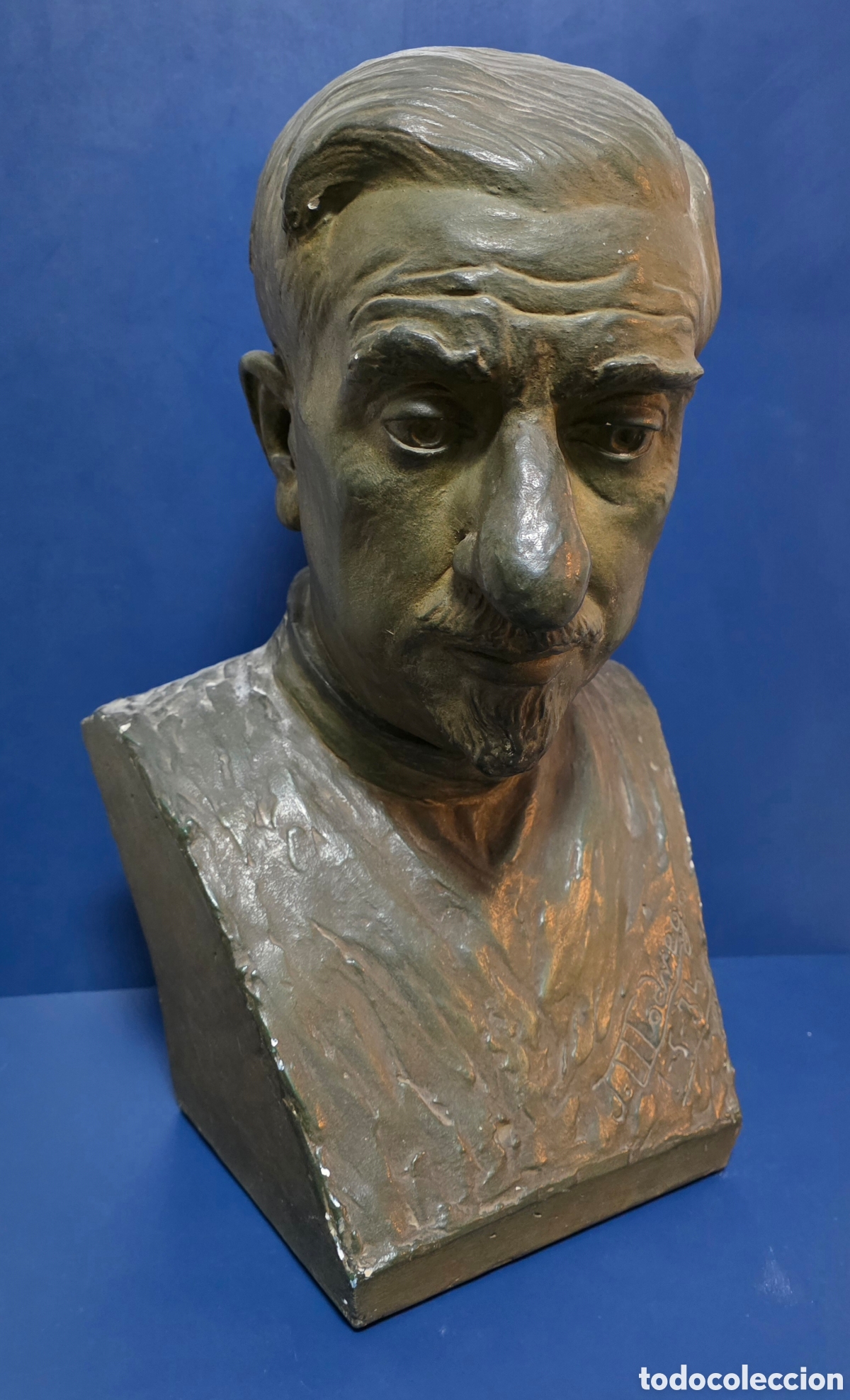 Arte: Busto obra de Juan Modrego Garc&eacute;s en estuco - Foto 1