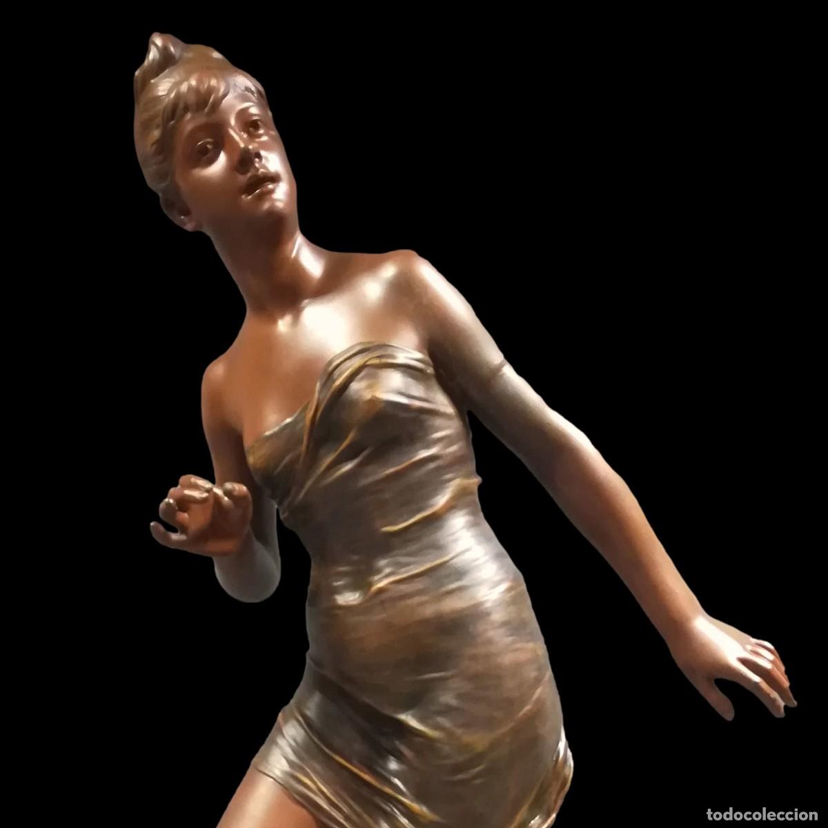 Art: FIGURA MUJER EN CALAMINA FIRMADA GARNIER