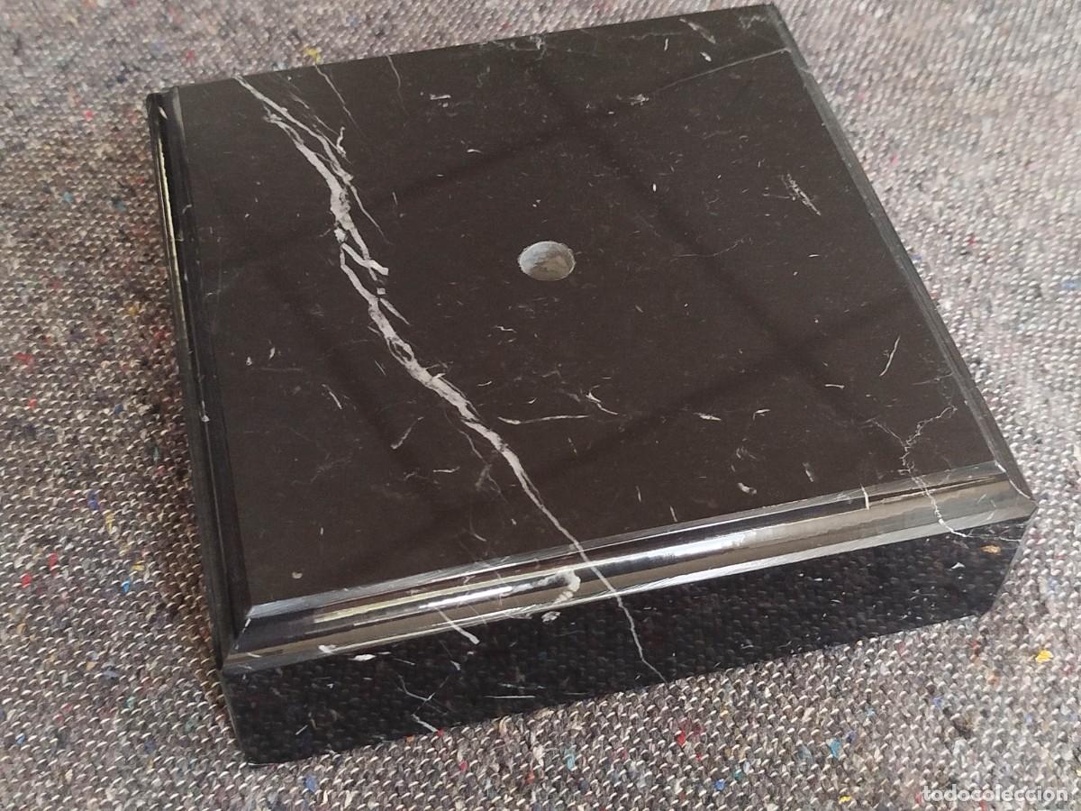 Art: BASE MARMOL NEGRO MARQUINA