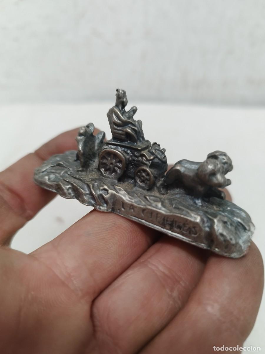 Arte: Antigua figura, escultura de la cibeles de madrid. En metal a identificar.
