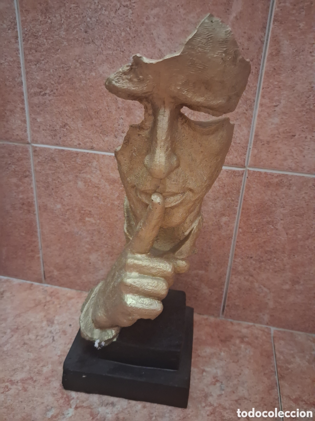 Arte: Calla y observa entre sombras - Foto 1