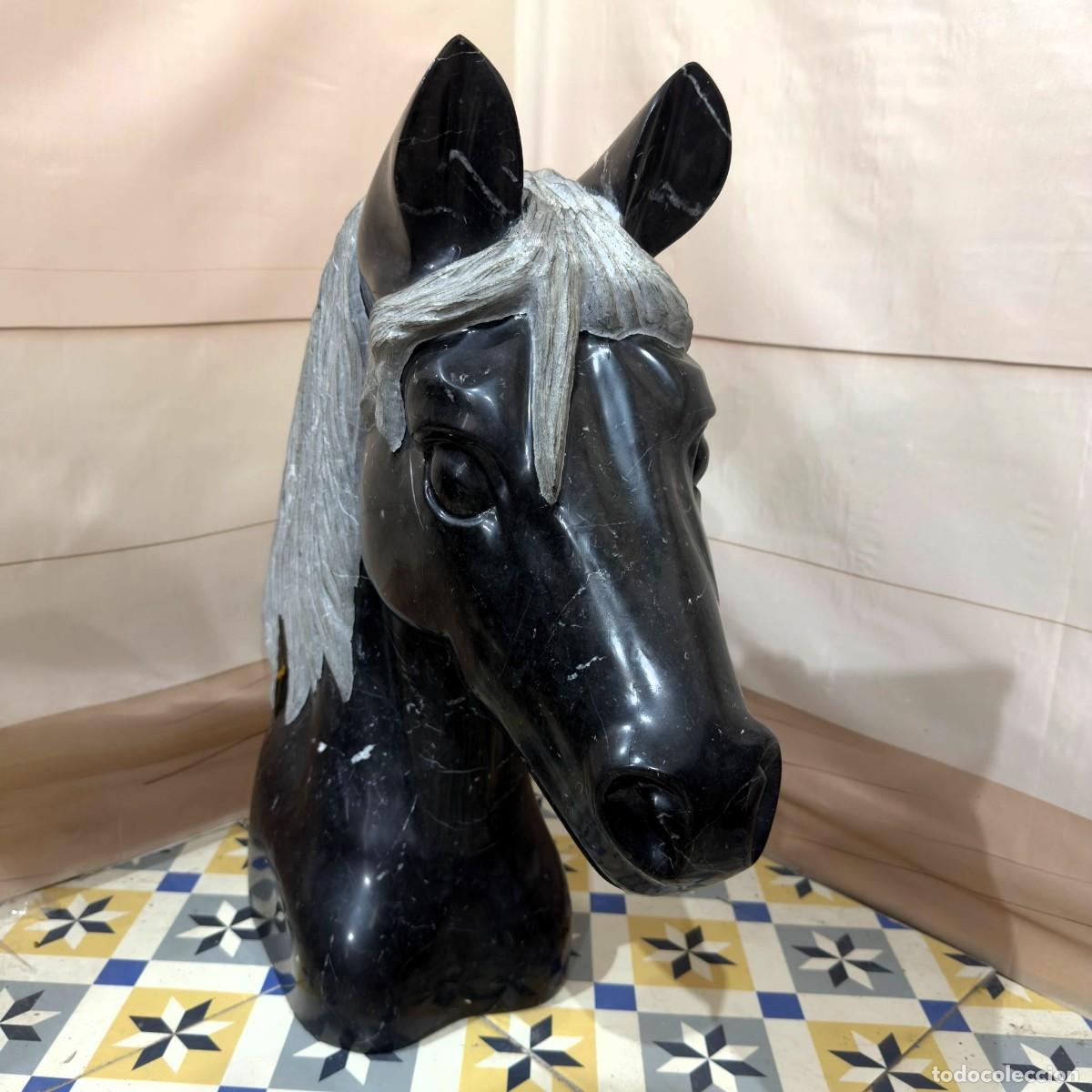 Arte: Escultura 60 CM cabeza de caballo tallada a mano en m&aacute;rmol negro veteado