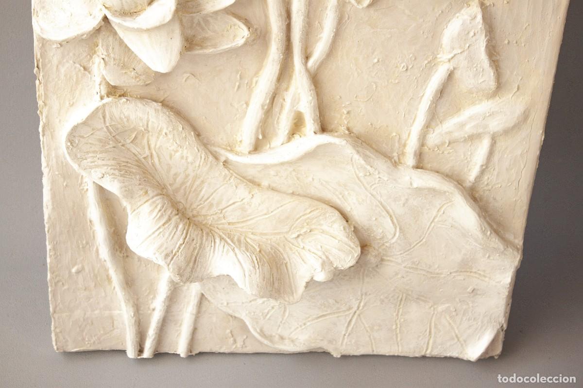 Arte: Relieve con flores. Bajorrelieve. Decoraci&oacute;n de pared. - Foto 9
