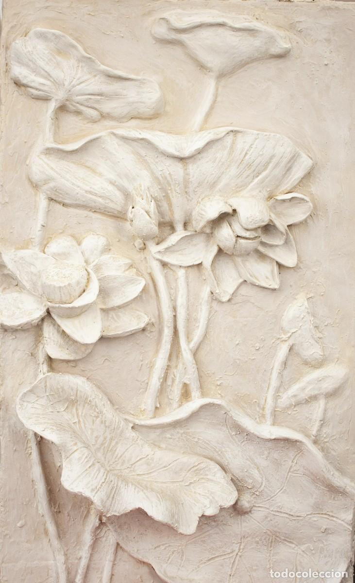 Arte: Relieve con flores. Bajorrelieve. Decoraci&oacute;n de pared. - Foto 3