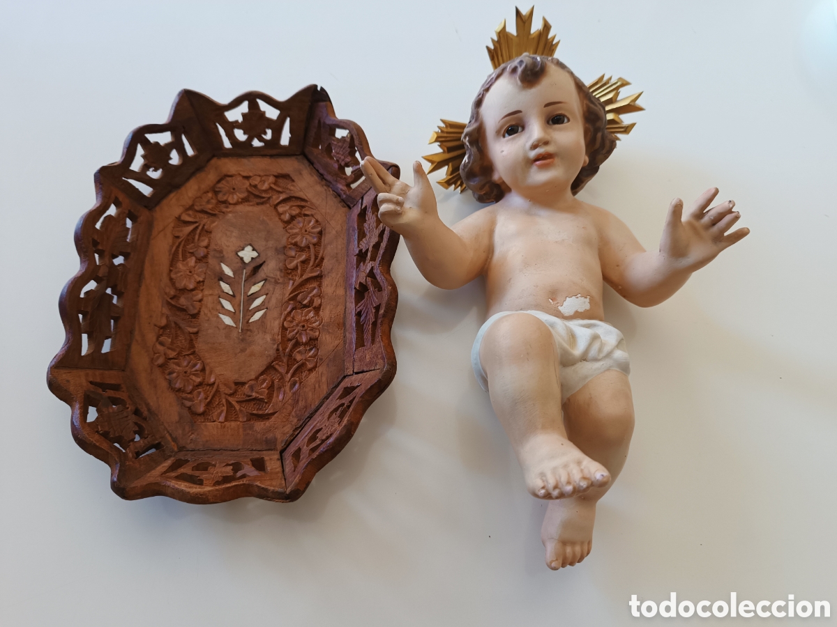 Arte: Figura antigua ni&ntilde;o Jes&uacute;s
