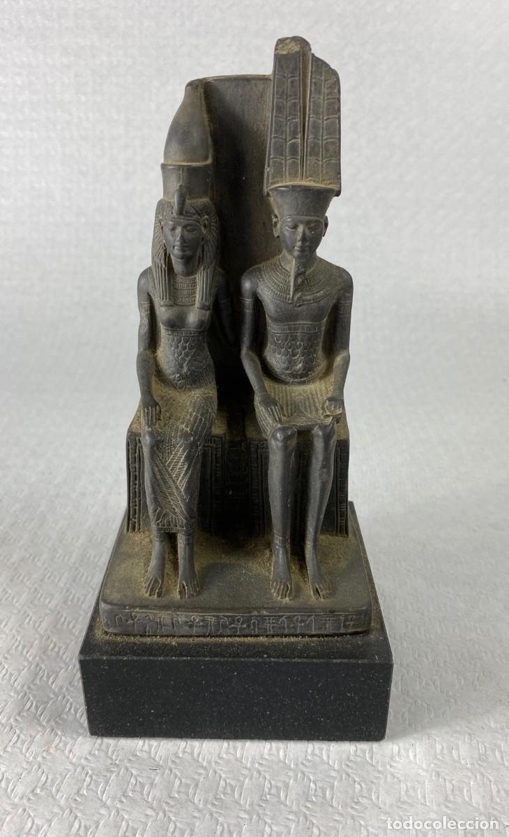 Arte: Reproducci&oacute;n art&iacute;stica de los Dioses Am&oacute;n y Mut de la tr&iacute;ada tebana Antiguo Egipto 19x7cm