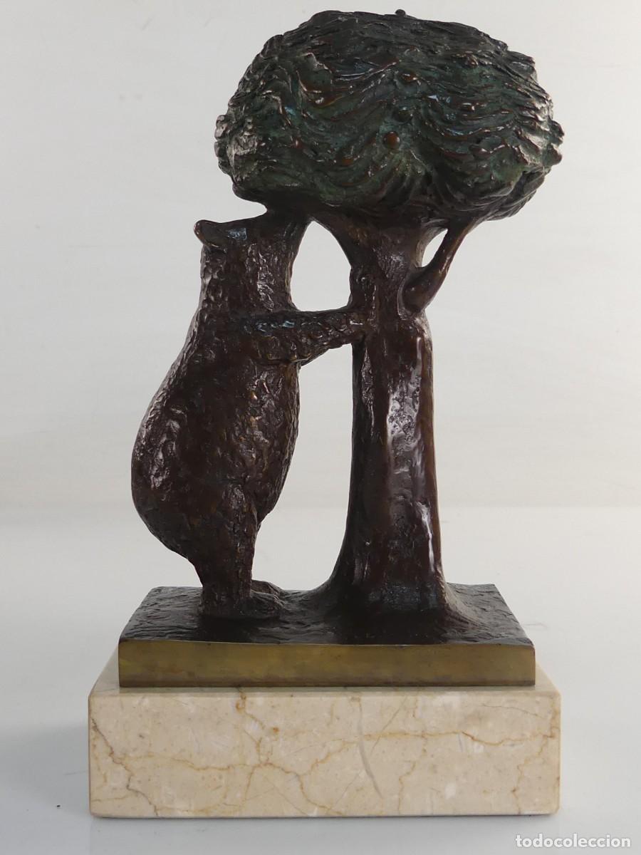 Art: PRECIOSA ESCULTURA DE BRONCE OSO Y EL MADRO&Ntilde;O NUMERO 16 DE 50 FIRMA ILEGIBLE