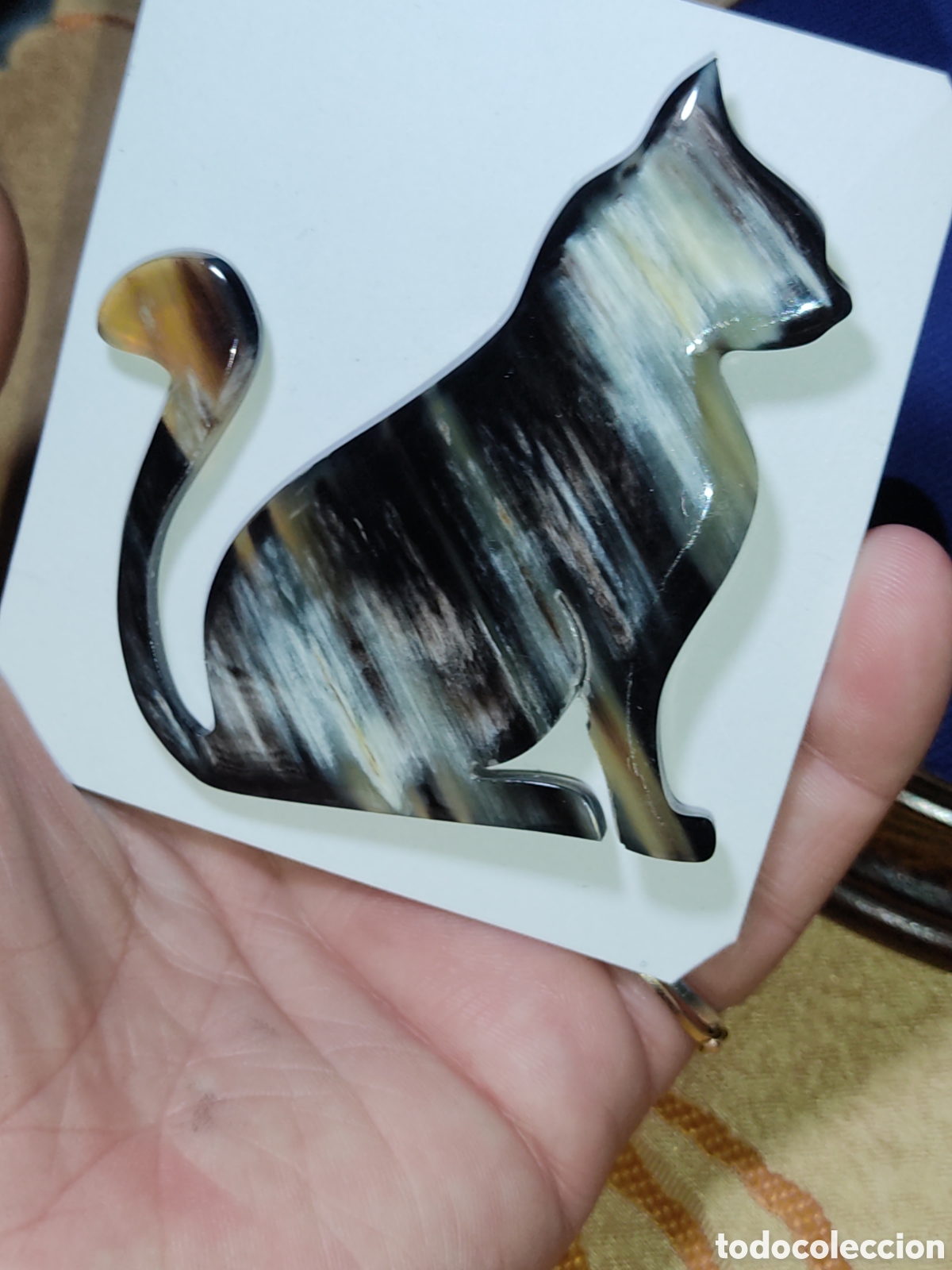 Arte: Hermoso broche gato tallado en cuerno de toro.Retro & Vintage.