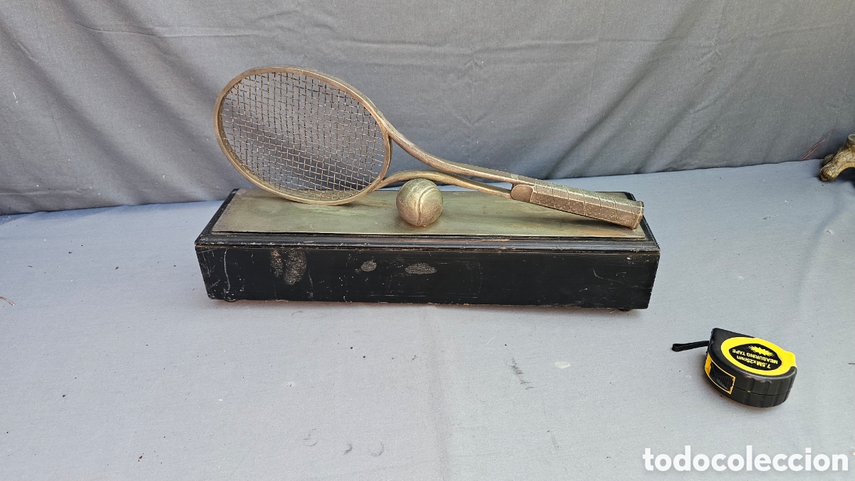 Arte: Escultura grande de Tenis