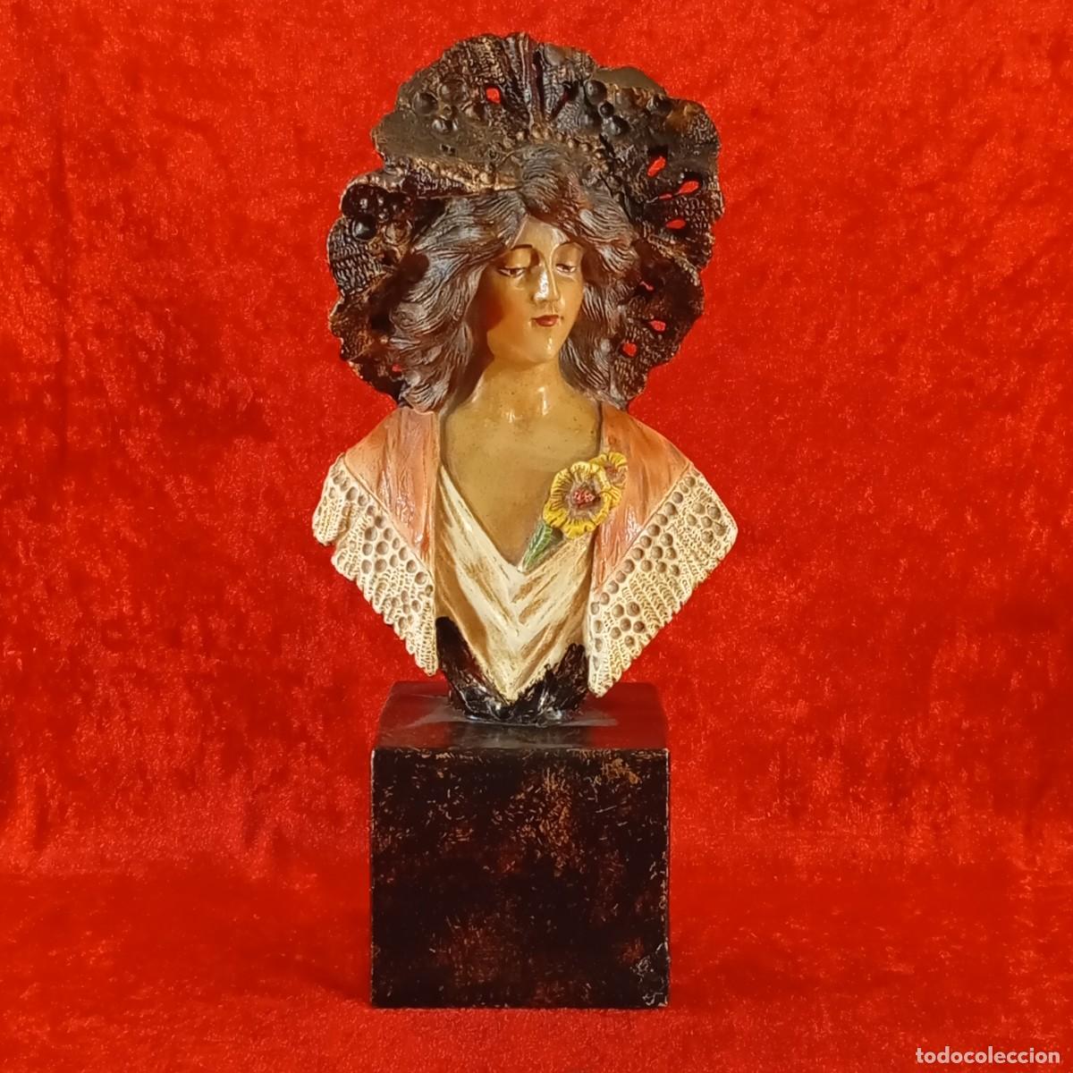 Arte: PRECIOSA ESCULTURA DE ESCAYOLA - BUSTO DE DONCELLA - CIPRIANI - MODERNISTA - 28 X 13 X 8,5 CM / 2190