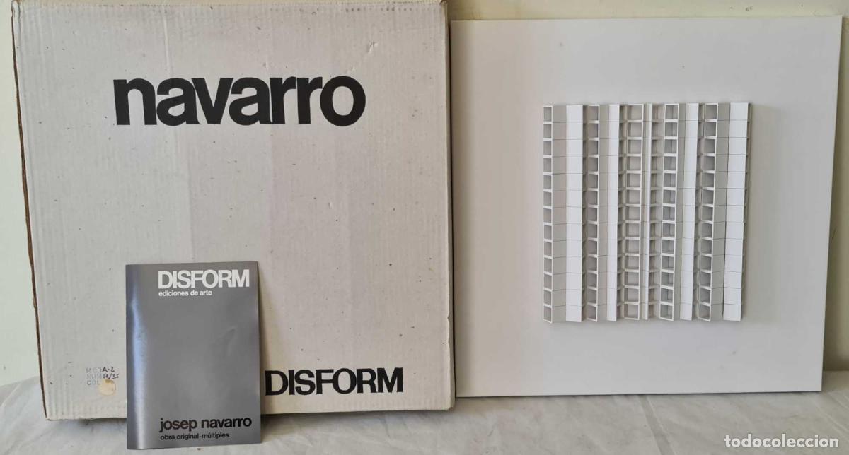 Kunst: JOSEP NAVARRO. ESCULTURA MODULAR OSCILANTE. METAL ESMALTADO. DISFORM. 1974.