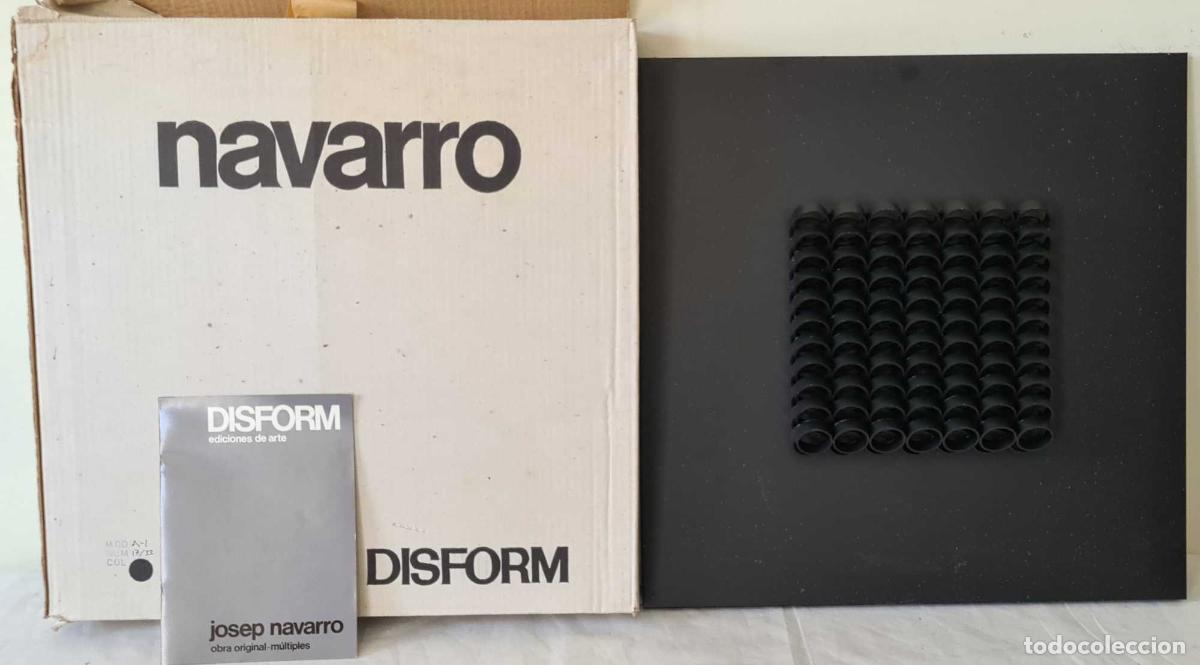Kunst: JOSEP NAVARRO. ESCULTURA MODULAR OSCILANTE. METAL ESMALTADO. DISFORM. 1974.