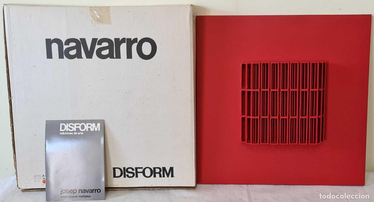 Arte: JOSEP NAVARRO. ESCULTURA MODULAR OSCILANTE. METAL ESMALTADO. DISFORM. 1974.