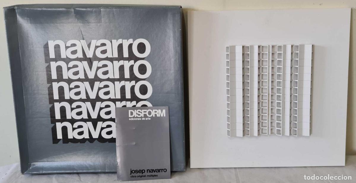 Arte: JOSEP NAVARRO. ESCULTURA MODULAR OSCILANTE. METAL ESMALTADO. DISFORM. 1974.