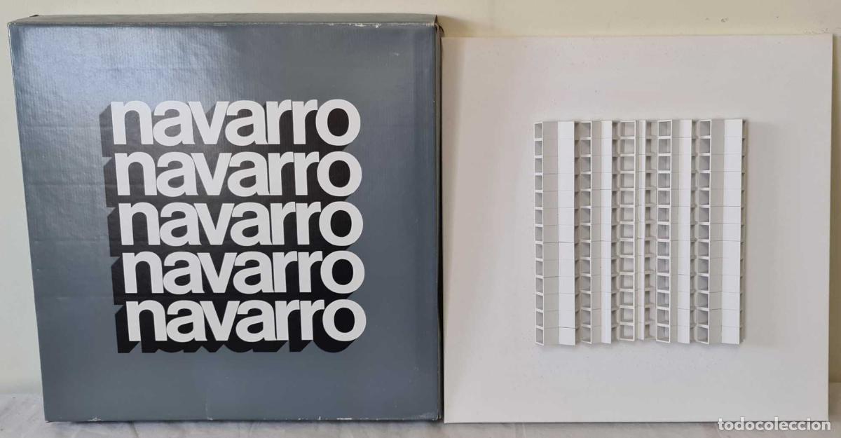 Arte: JOSEP NAVARRO. ESCULTURA MODULAR OSCILANTE. METAL ESMALTADO. DISFORM. 1974.