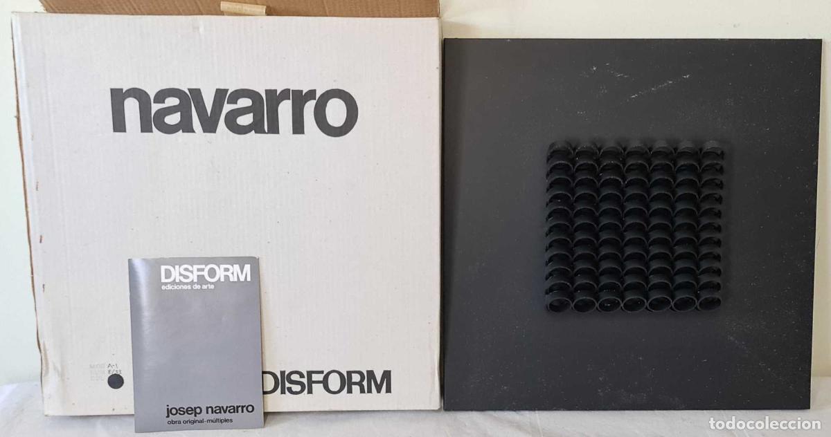 Arte: JOSEP NAVARRO. ESCULTURA MODULAR OSCILANTE. METAL ESMALTADO. DISFORM. 1974.