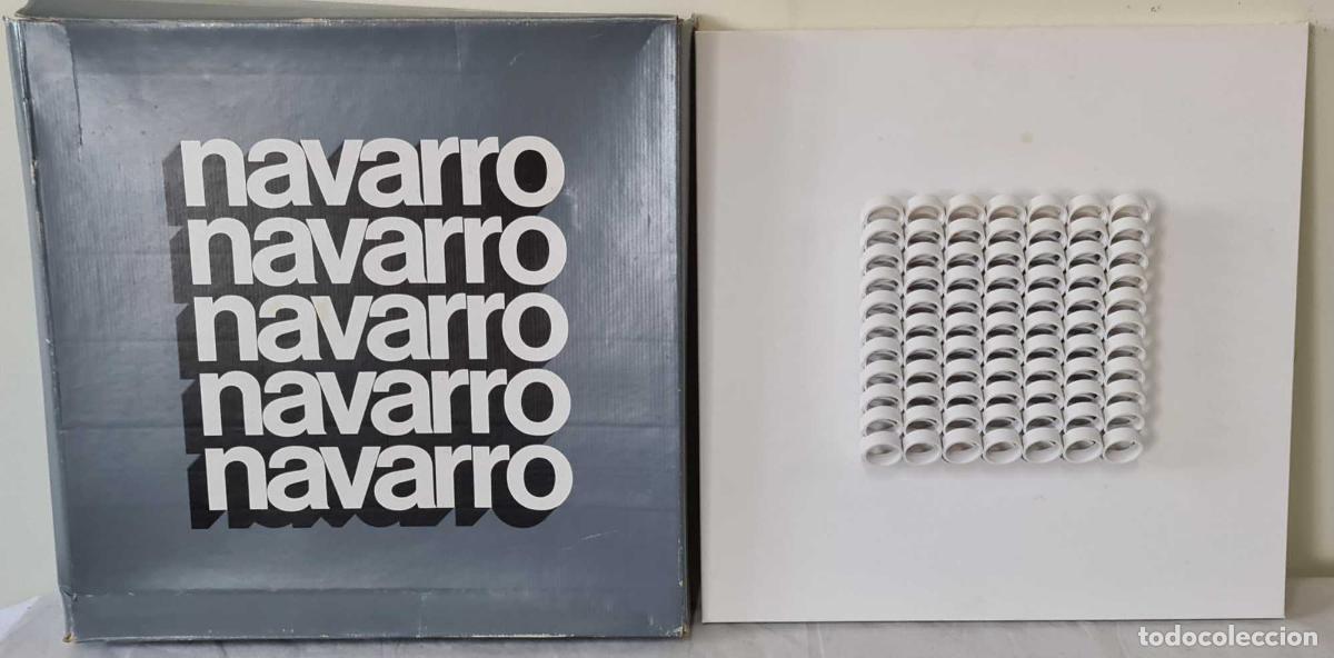 Art: JOSEP NAVARRO. ESCULTURA MODULAR OSCILANTE. METAL ESMALTADO. DISFORM. 1974.
